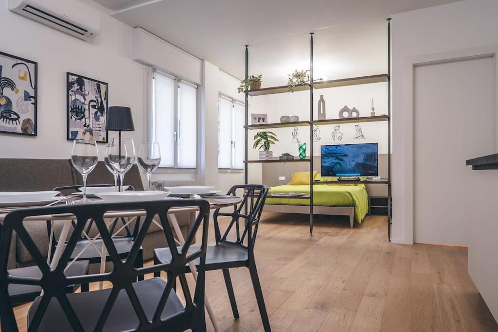 Gloria Apartment